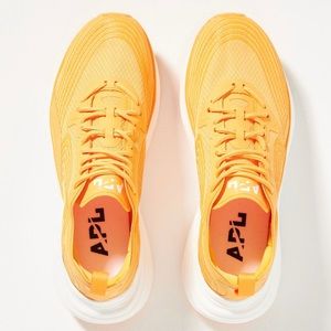 APL Sz 9 New NIB Athletic Propulsion Labs Streamline Jogging Sneakers Mango